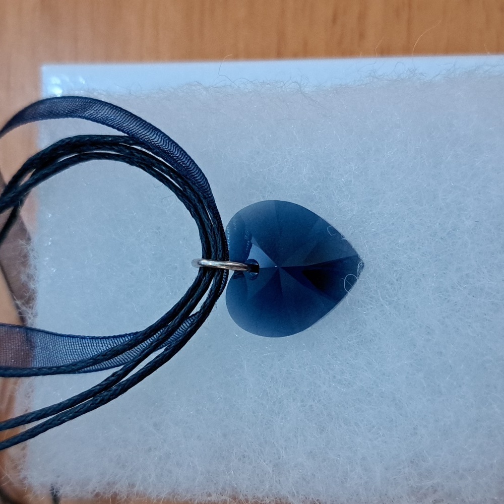 Stormy Skies Crystal Heart Necklace - Picture 6 of 6